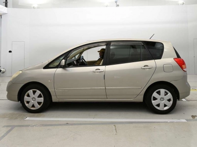 TOYOTA COROLLA SPACIO
