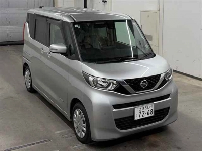 NISSAN ROOX