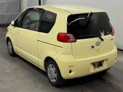 TOYOTA PORTE