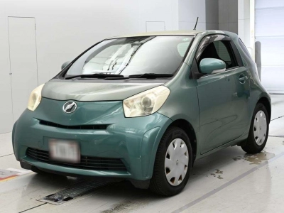 TOYOTA IQ