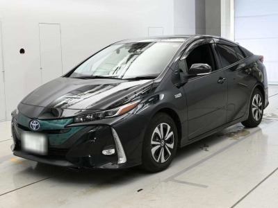 TOYOTA PRIUS PHV