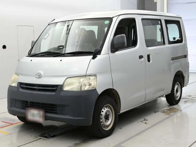 TOYOTA TOWN ACE VAN