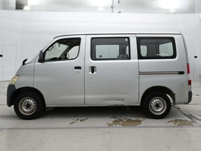 TOYOTA TOWN ACE VAN