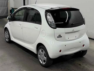 MITSUBISHI I-MIEV