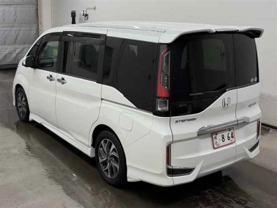 HONDA STEPWGN SPADA
