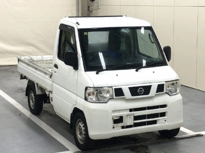 NISSAN NT100 CLIPPER