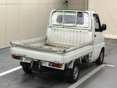 NISSAN NT100 CLIPPER