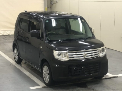 SUZUKI MRWAGON