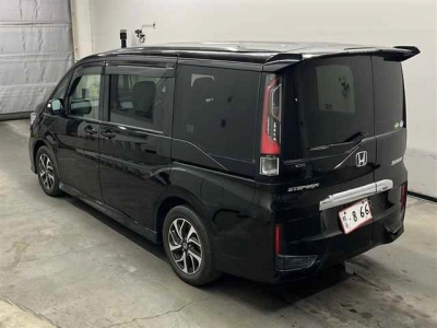 HONDA STEPWGN SPADA