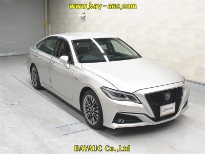 TOYOTA CROWN HYBRID