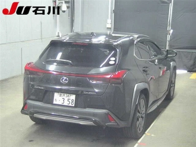 LEXUS UX