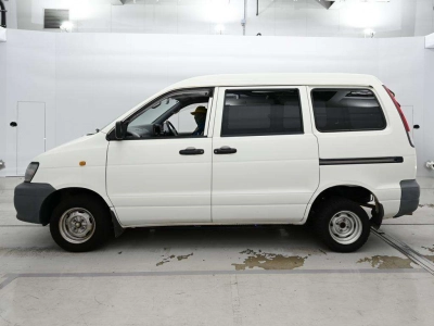 TOYOTA TOWN ACE VAN