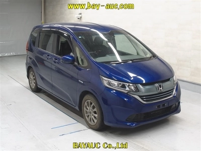 HONDA FREED + HYBRID