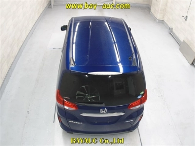 HONDA FREED + HYBRID