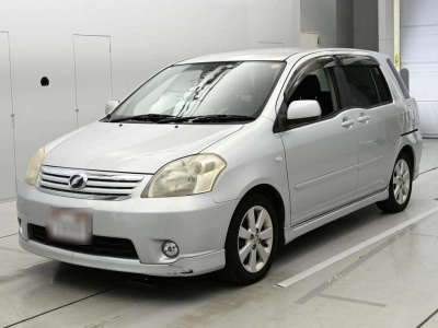 TOYOTA RAUM