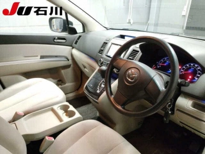 MAZDA MPV
