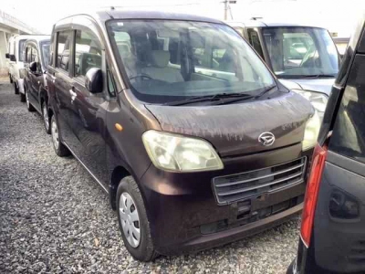 DAIHATSU TANTO EXE