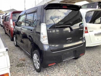 SUZUKI WAGON R STINGRAY