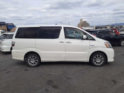 TOYOTA ALPHARD HYBRID