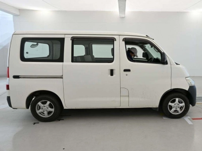 TOYOTA TOWN ACE VAN