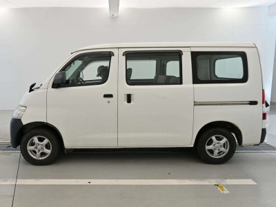 TOYOTA TOWN ACE VAN