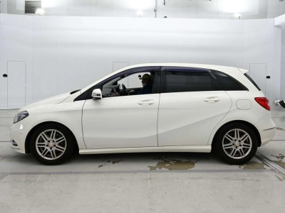 MERCEDES BENZ B CLASS