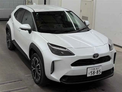 TOYOTA YARIS CROSS