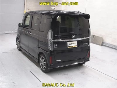 HONDA N BOX CUSTOM