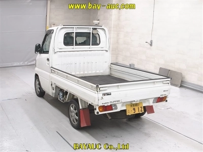 NISSAN CLIPPER TRUCK