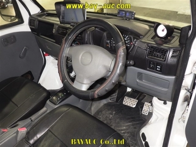 NISSAN CLIPPER TRUCK