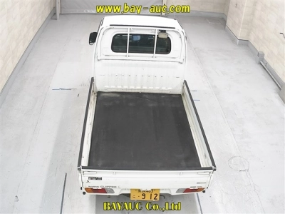 NISSAN CLIPPER TRUCK