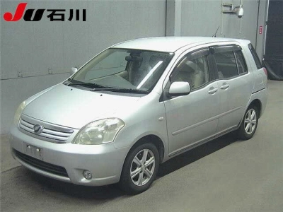 TOYOTA RAUM