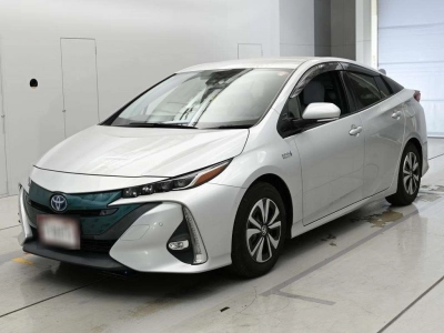 TOYOTA PRIUS PHV