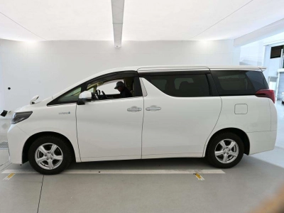 TOYOTA ALPHARD HYBRID