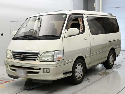 TOYOTA HIACE WAGON