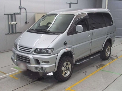 MITSUBISHI DELICA SPACE GEAR