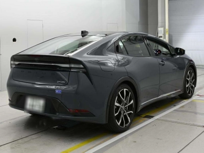 TOYOTA PRIUS PHV