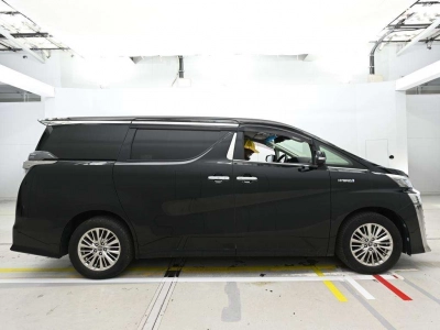 TOYOTA VELLFIRE HYBRID