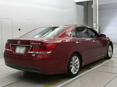TOYOTA CROWN HYBRID