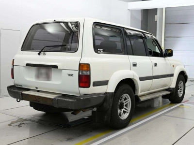 TOYOTA LAND CRUISER 80