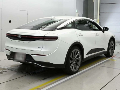 TOYOTA CROWN CROSSOVER