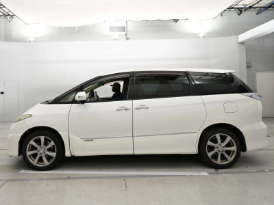 TOYOTA ESTIMA HYBRID