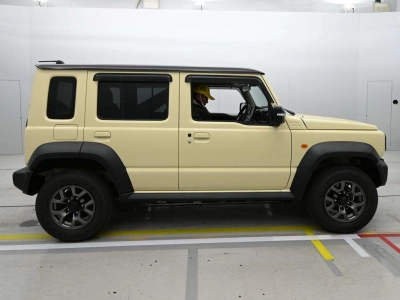 SUZUKI JIMNY NOMADE