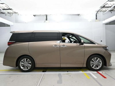 TOYOTA ALPHARD HYBRID