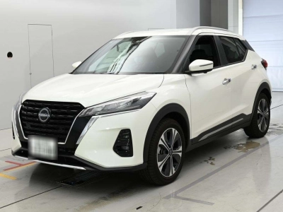 NISSAN KICKS