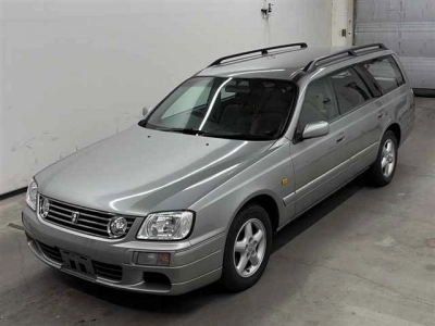 NISSAN STAGEA