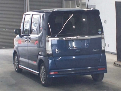 HONDA N BOX +