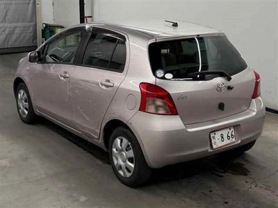 TOYOTA VITZ