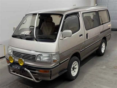 TOYOTA HIACE WAGON