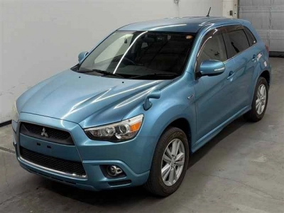 MITSUBISHI RVR